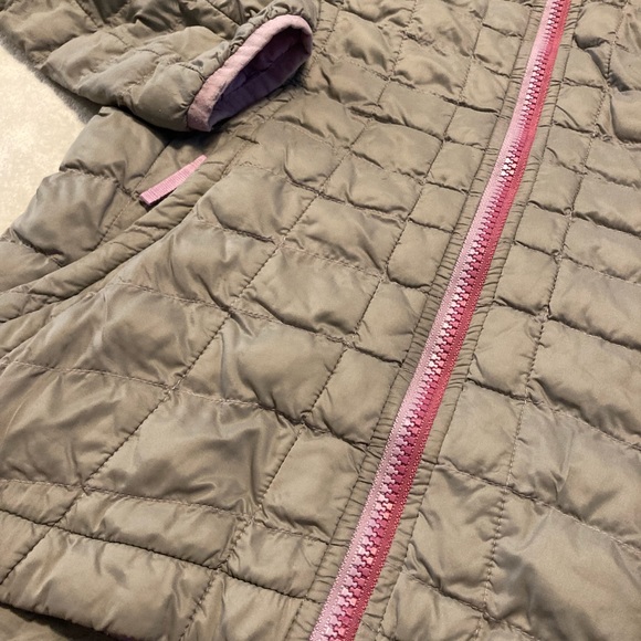Grey and purple North Face jacket - Picture 4 of 10
